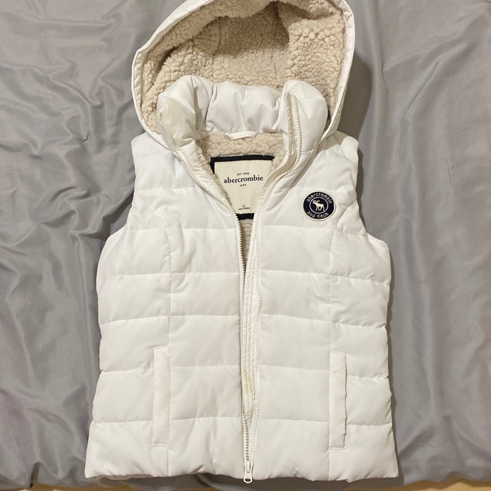 Abercrombie Kids White Hooded Puffer Vest